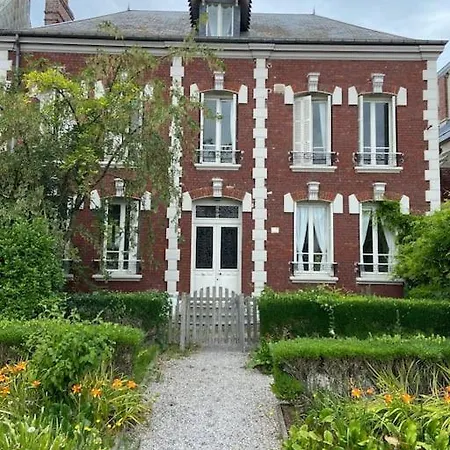 Le Presbytère Hébergement de vacances